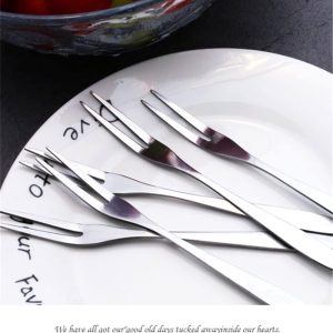 BOTARO 30 Pieces 5 inch Cocktail Forks Stainless Steel Appetizer Forks Set Appetizer Dessert Forks Mini Salad Fruit Cake Tasting Forks for Birthday Party Wedding Restaurant, Silver